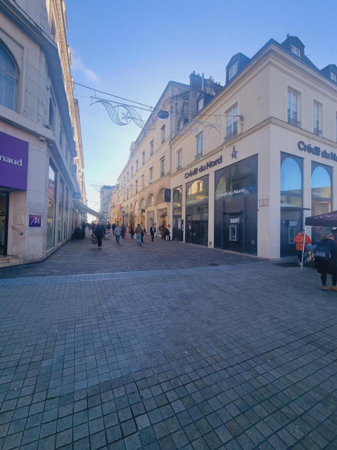 Sweet Nina Jazz Appartement Pour 5 Voyageurs, Situe A La Place De La Republique, Avec Parking Et Lit Queen Size Ле-Ман Екстер'єр фото