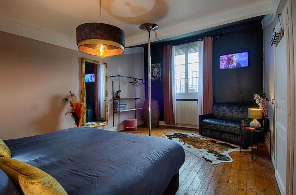 Sweet Nina Jazz Appartement Pour 5 Voyageurs, Situe A La Place De La Republique, Avec Parking Et Lit Queen Size Ле-Ман Екстер'єр фото